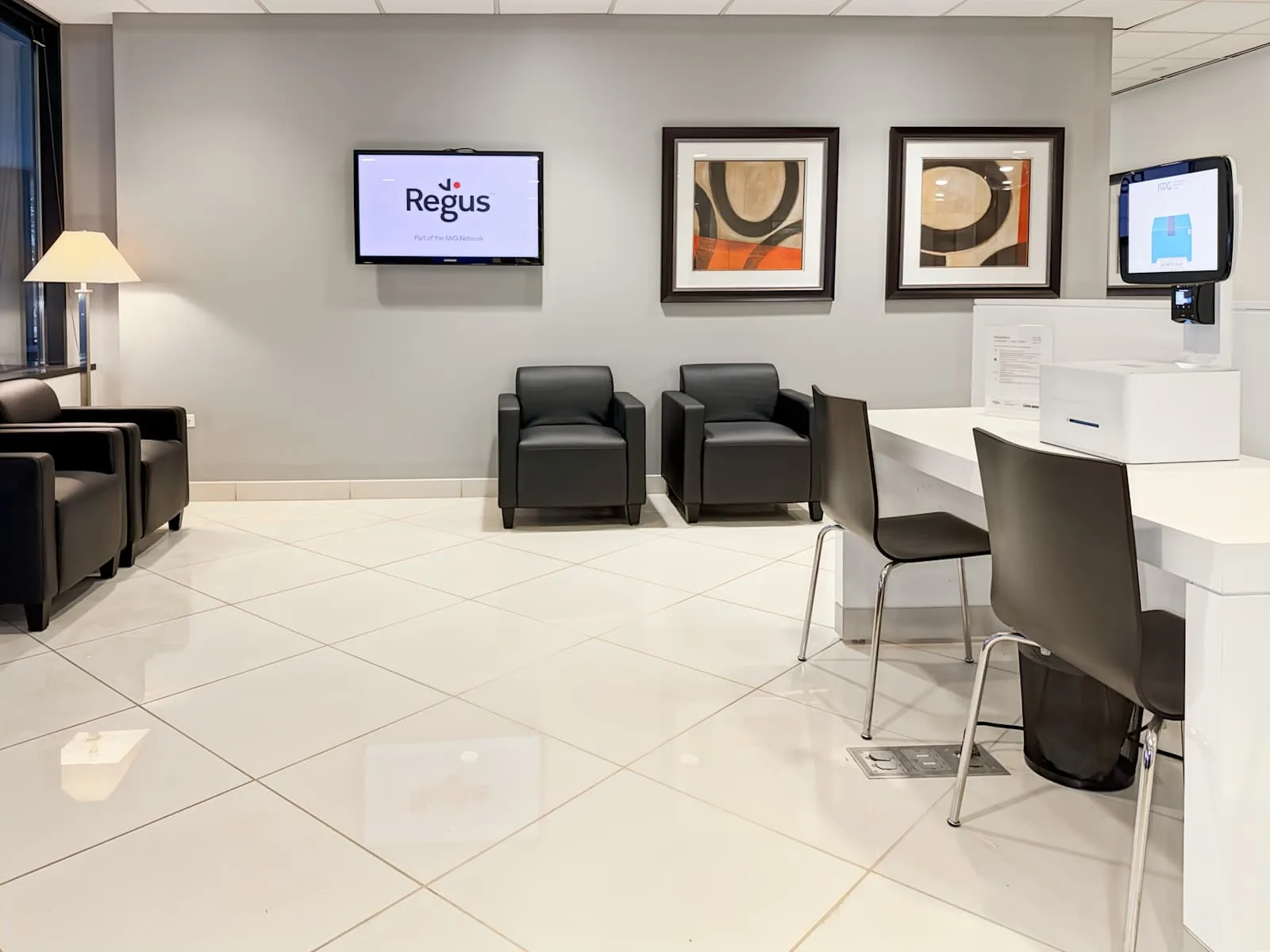 Regus IL, Lake Forest – Landmark Conway Farms, Reception, Lake Forest, IL