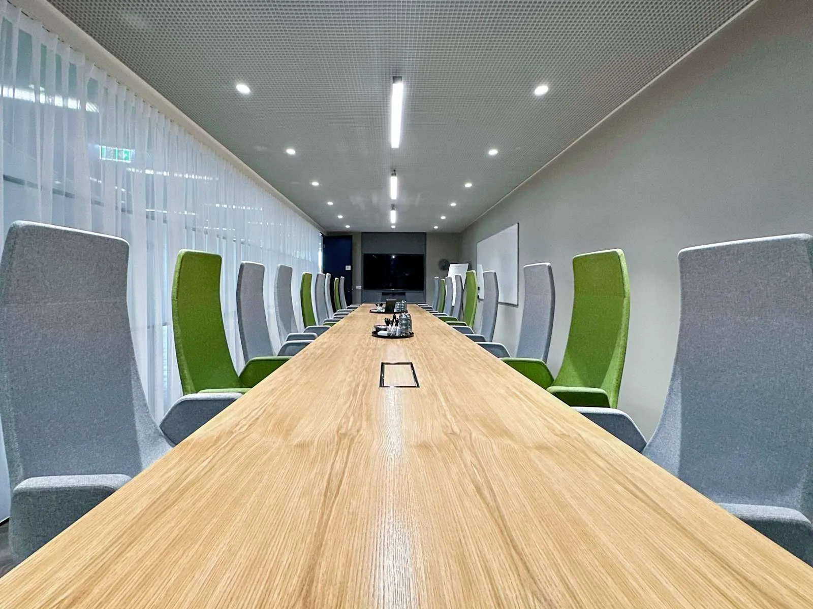 Regus Laugavegur 13, 101 Reykjavik, Meeting room for 18 people, Reykjavik
