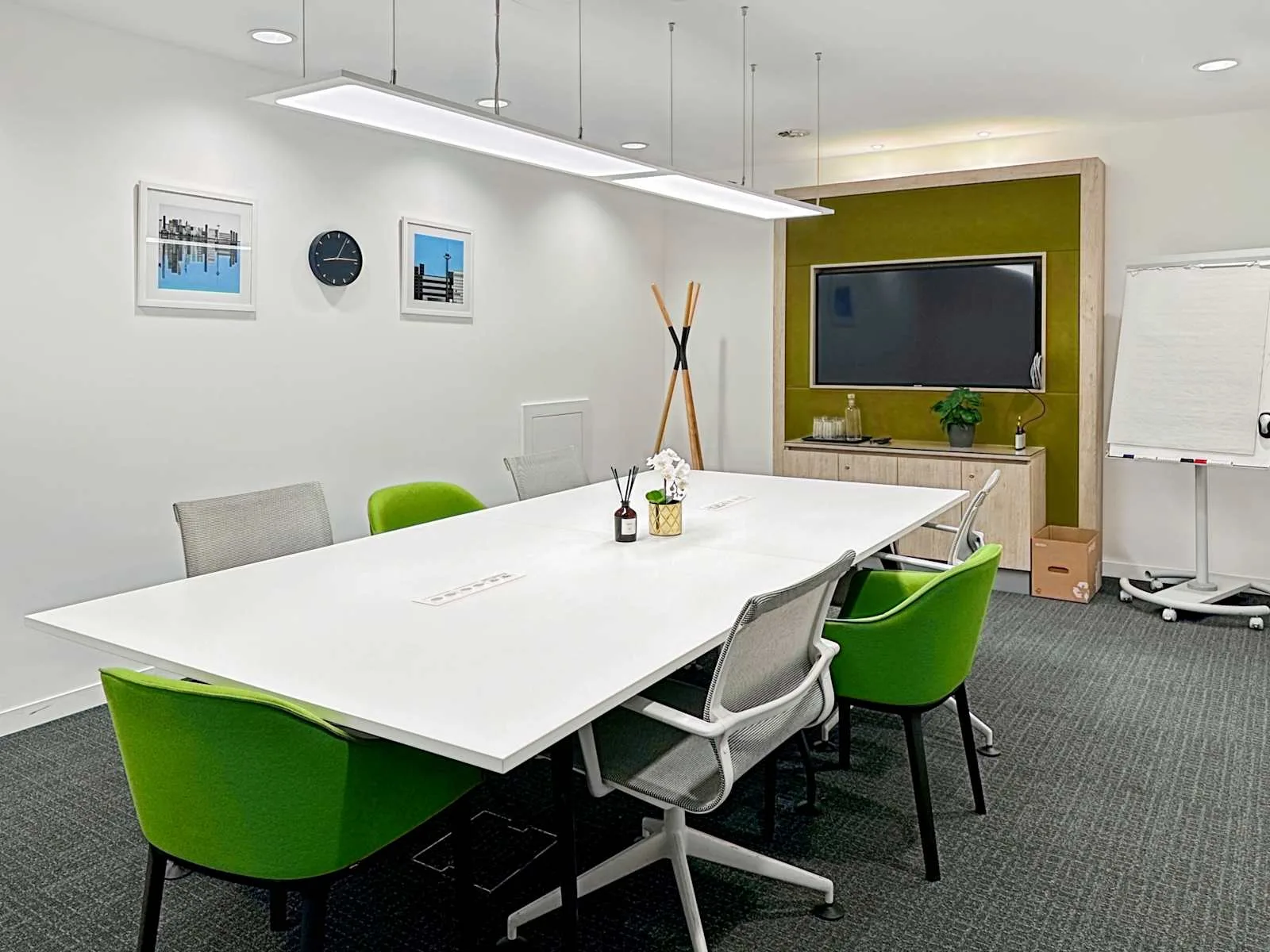 Regus LAUSANNE, Main Station, Meeting room for 8 people, Lausanne