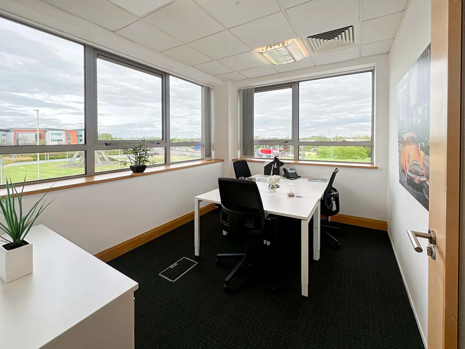 Regus LEICESTER, Grove Park, Private office, 4 desks, Leicester