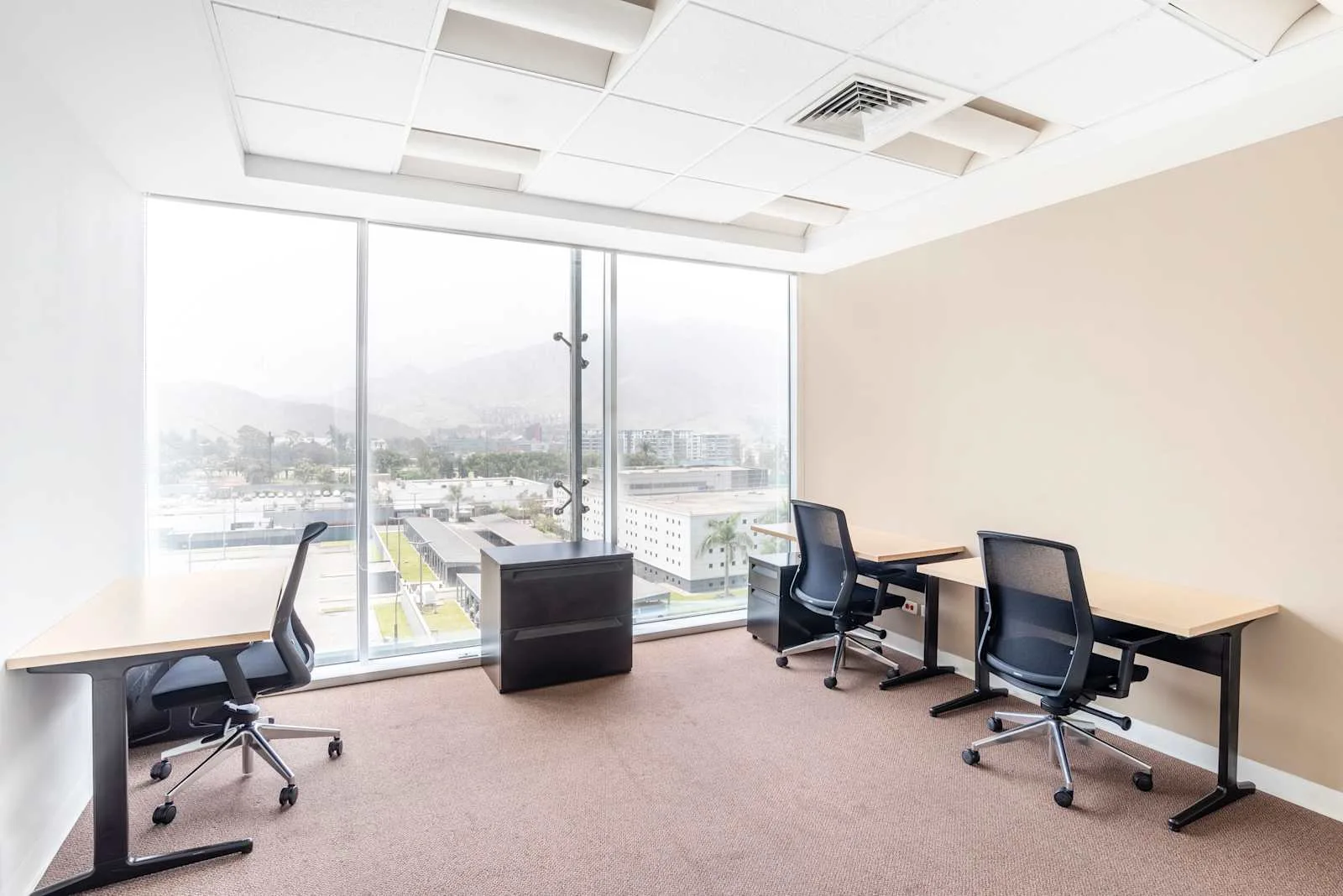 Regus LIMA, Cronos - El Derby, Despacho privado con 3 puestos, Surco