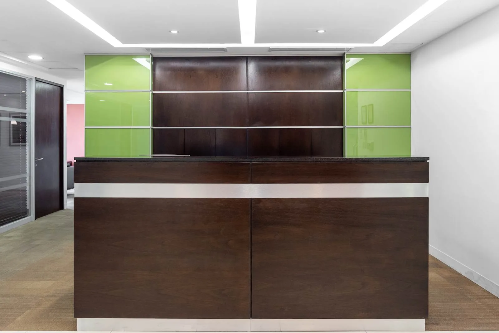 Regus LIMA, San Isidro Fibra Building, Reception, Lima