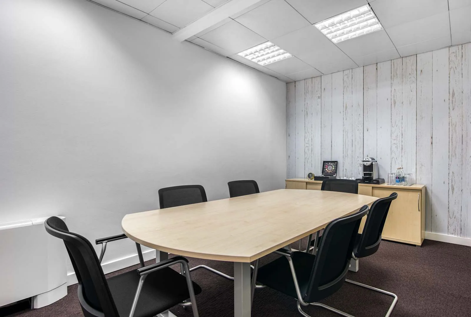 Regus LISBON, Avenida da Liberdade, Meeting room for 6 people, Lisbon