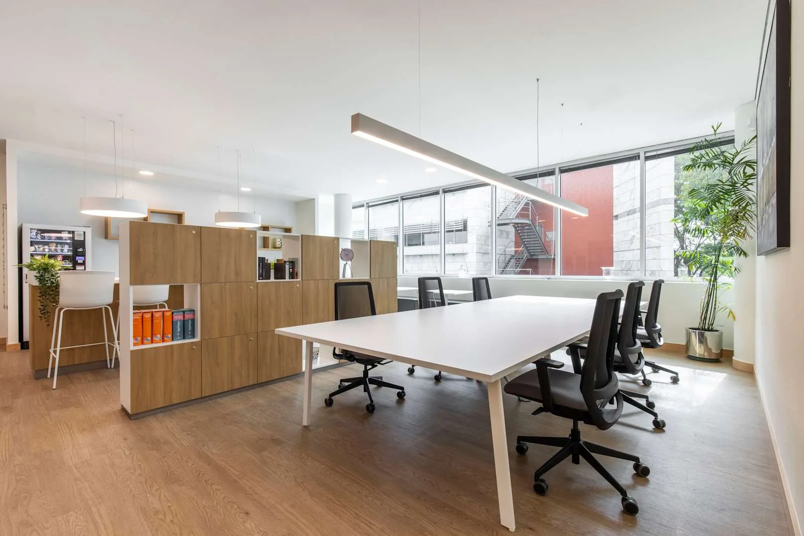 Regus LISBON, Quinta da Fonte, Sala de reuniões para 6 pessoas, Oeiras