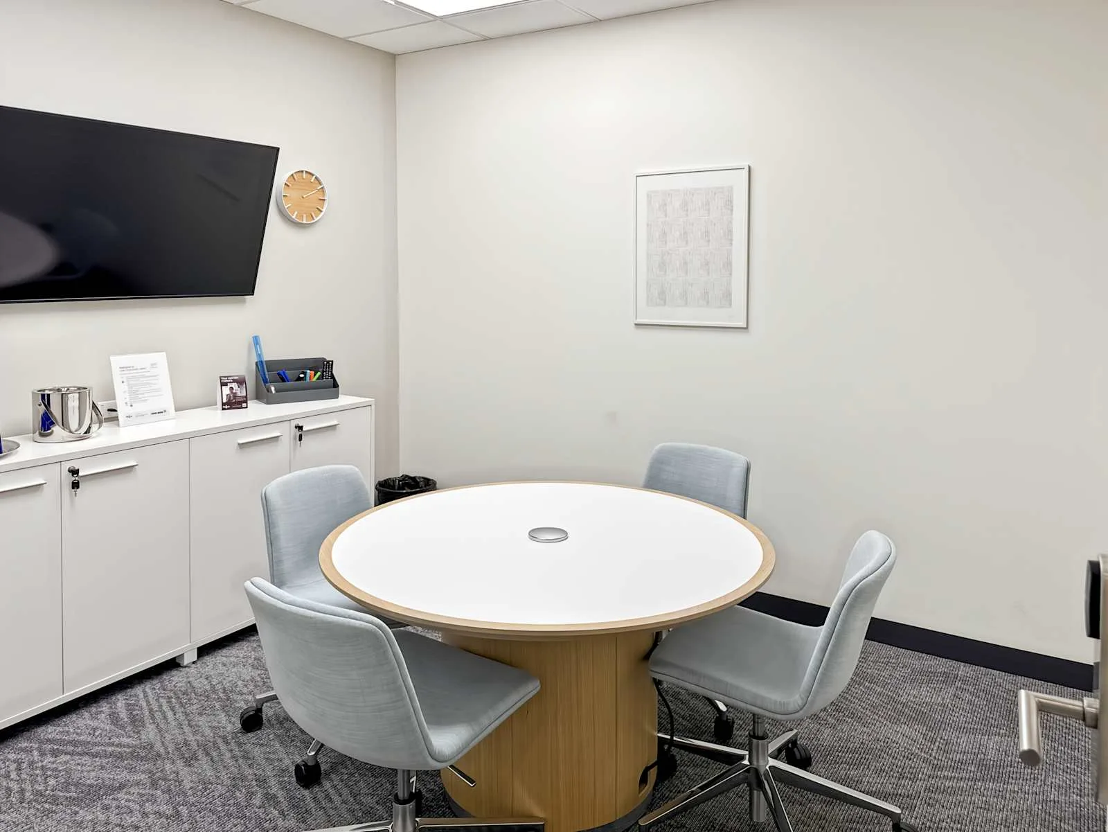Regus IL, Lisle - Corporate Lakes 1, Meeting room for 4 people, Lisle, IL