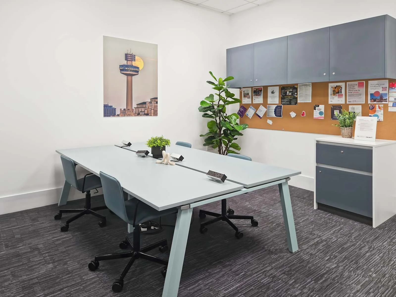 Regus Liverpool, Innovation Park, Bureau privatif 4 postes, Liverpool