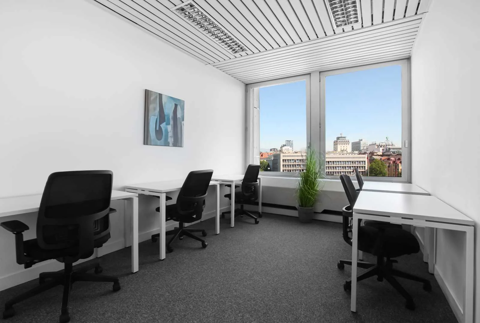 Regus Ljubljana, City Centre - Republic Square, Private office, 5 desks, Ljubljana