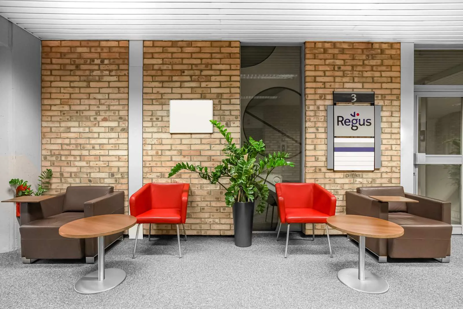 Regus Ljubljana, City Centre - Republic Square, Lounge, Ljubljana