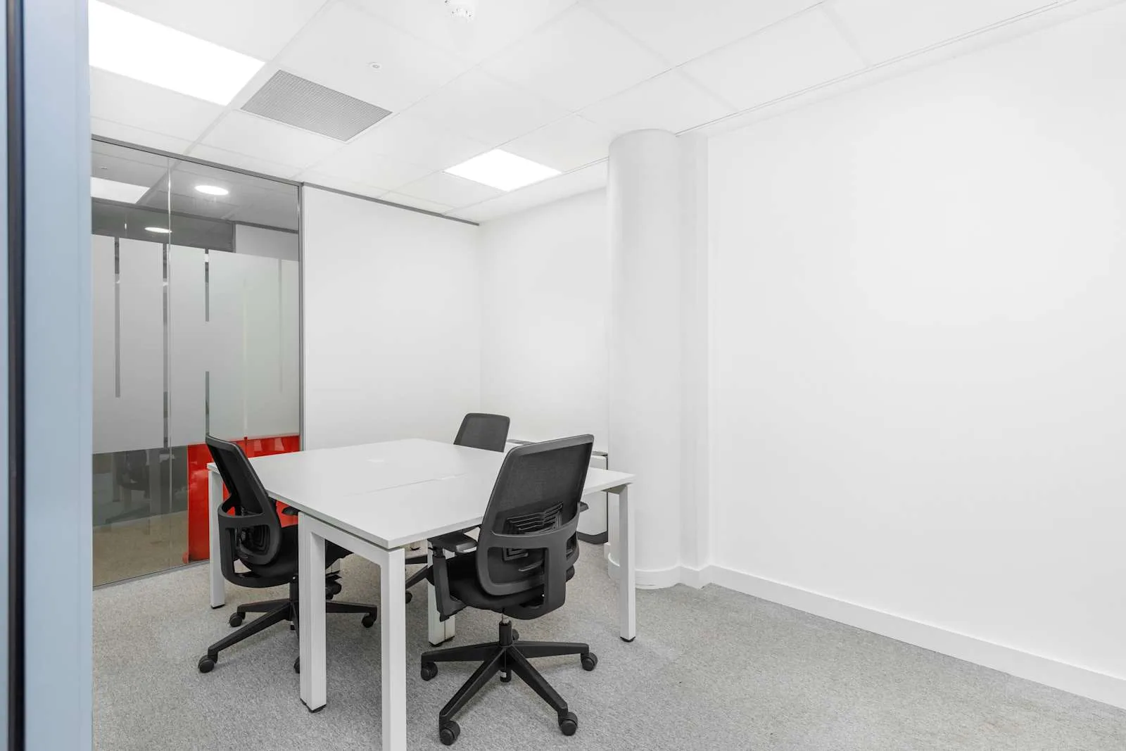 Regus LONDON, Bromley South, Private office, 4 desks, Bromley