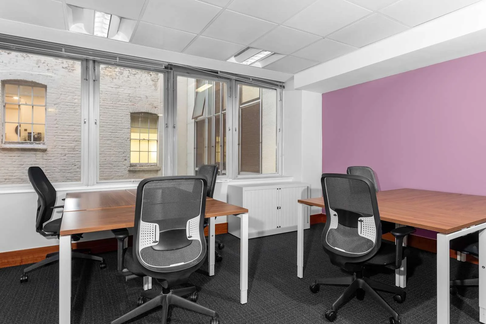 Regus LONDON, Hanover Square - No 17, Private office, 5 desks, London