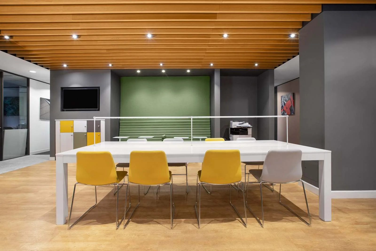 Regus LONDON, High Street Kensington, Open-plan office, London