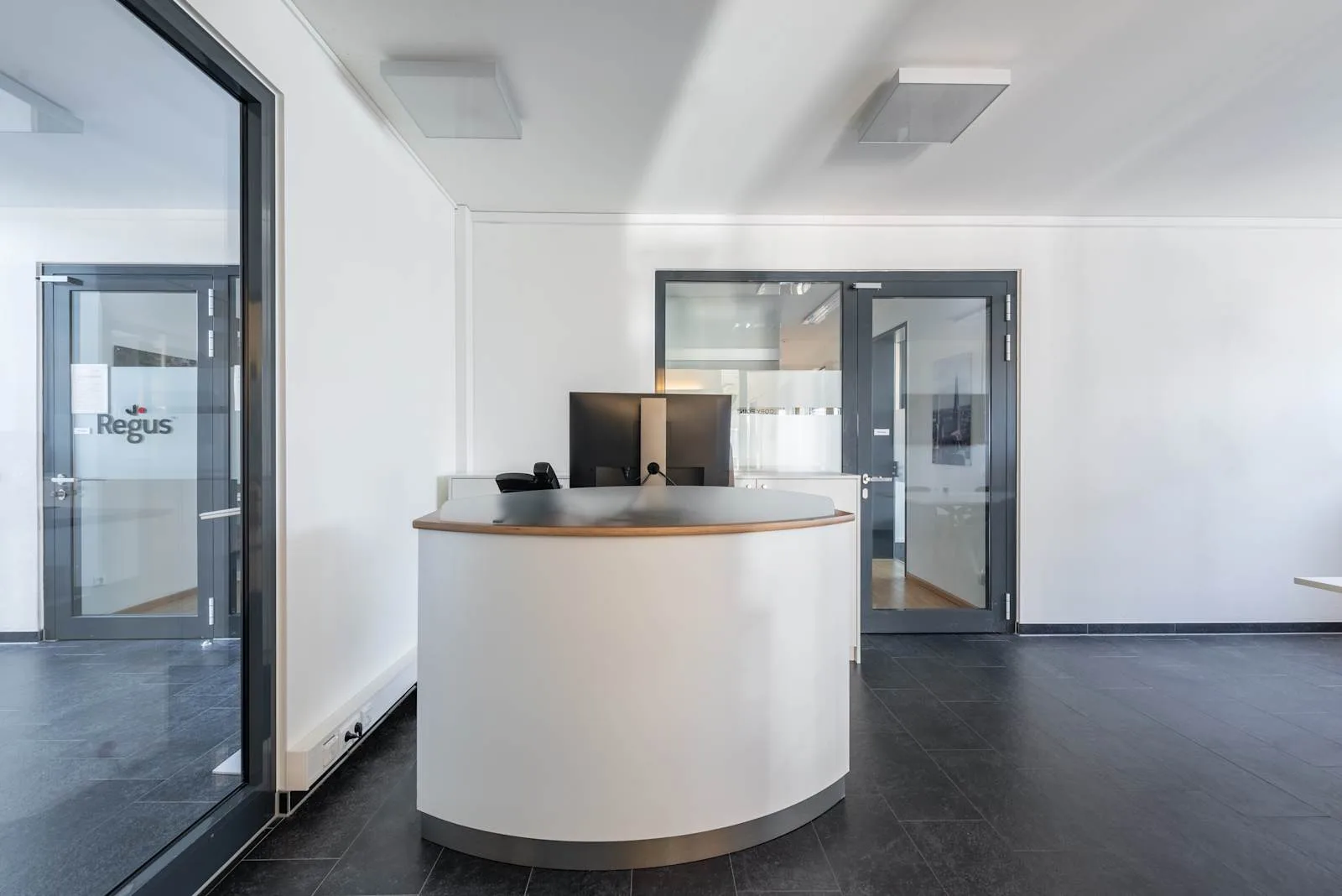 Regus LÜBECK, Universitätscampus Lübeck, Reception, Lübeck