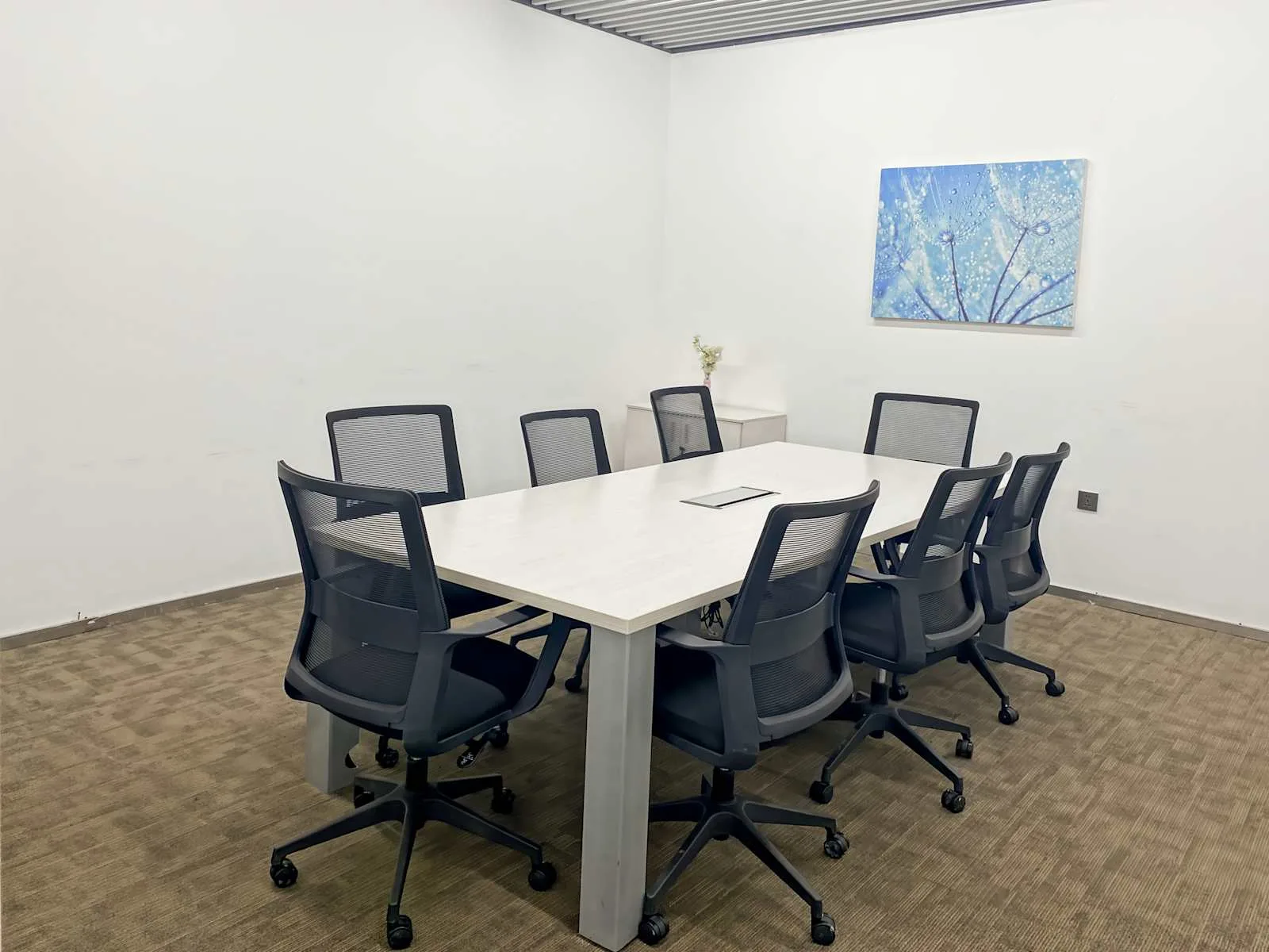 Regus Lusaka, Sunshare Tower, Meeting room for 8 people, Lusaka