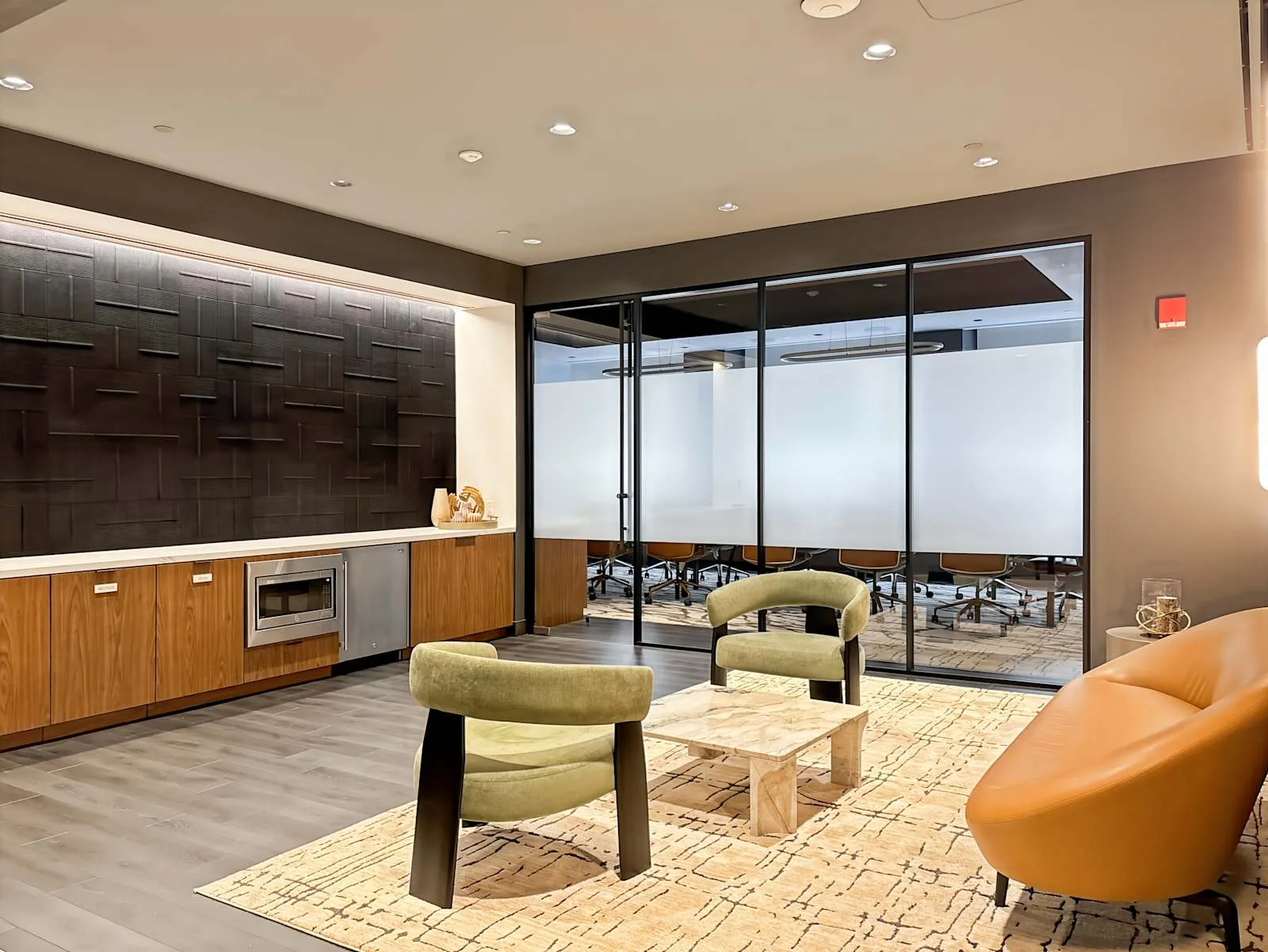 Regus MA, Boston - 101 Arch Street, Lounge, Boston, MA