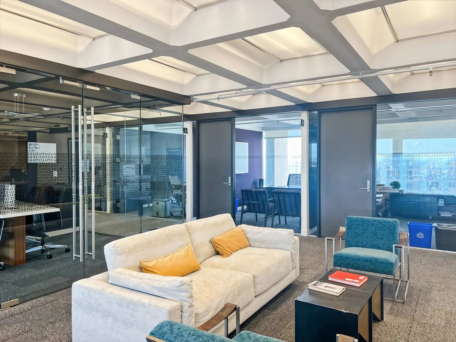 Regus MA, Boston - Symphony, Lounge, Boston, MA