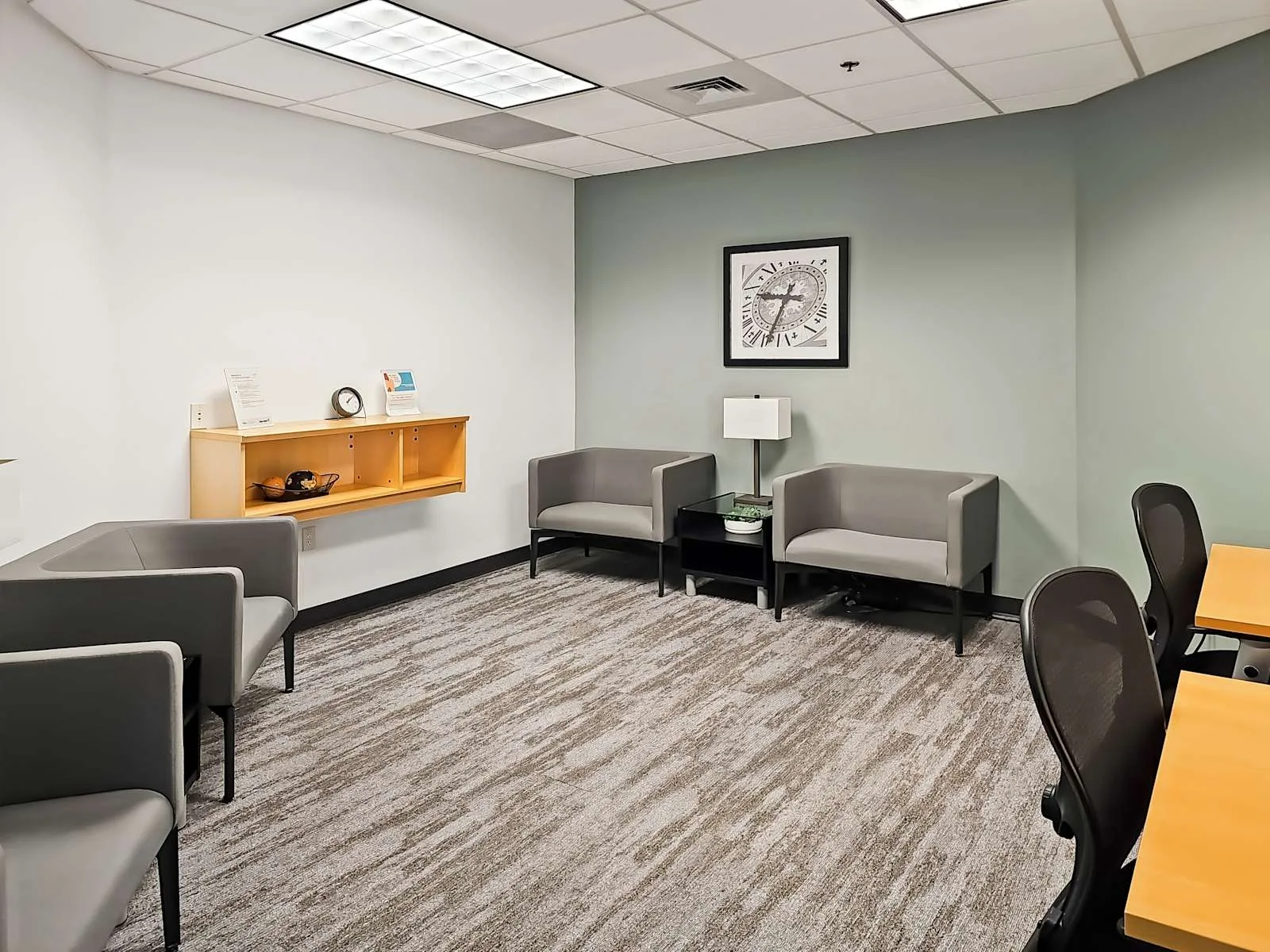 Regus MA, Burlington - The District, Lounge, Burlington, MA