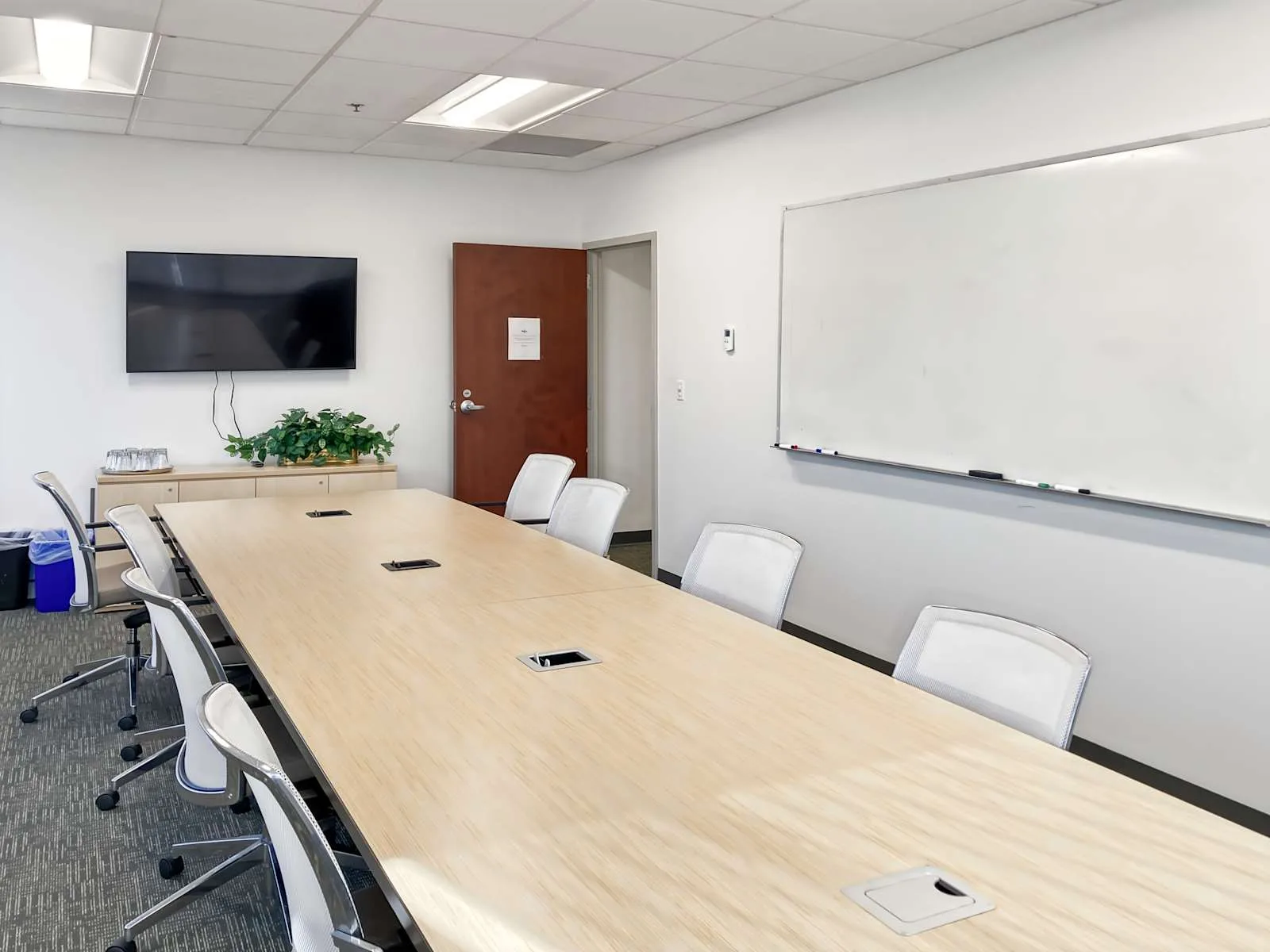 Regus MA, Northborough - Bearfoot Road, Meeting room for 8 people, Northborough, MA