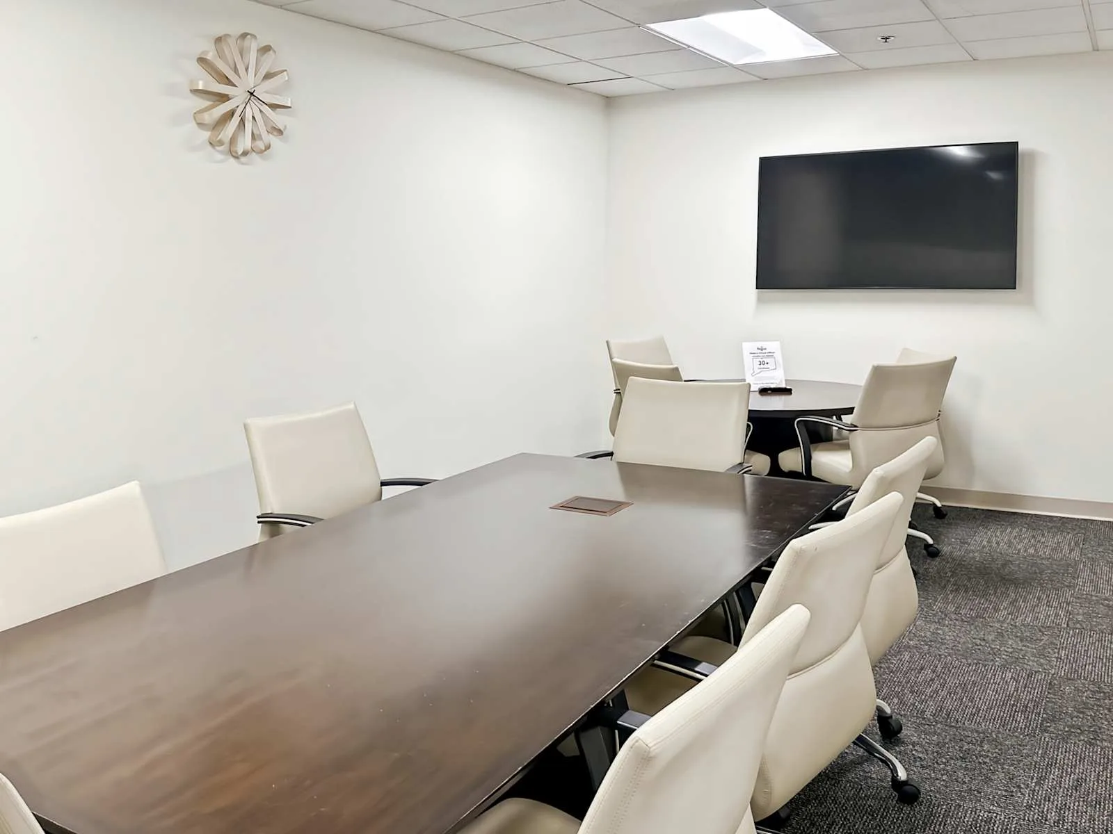 Regus MA, Springfield - Main St, Meeting room for 6 people, Springfield, MA