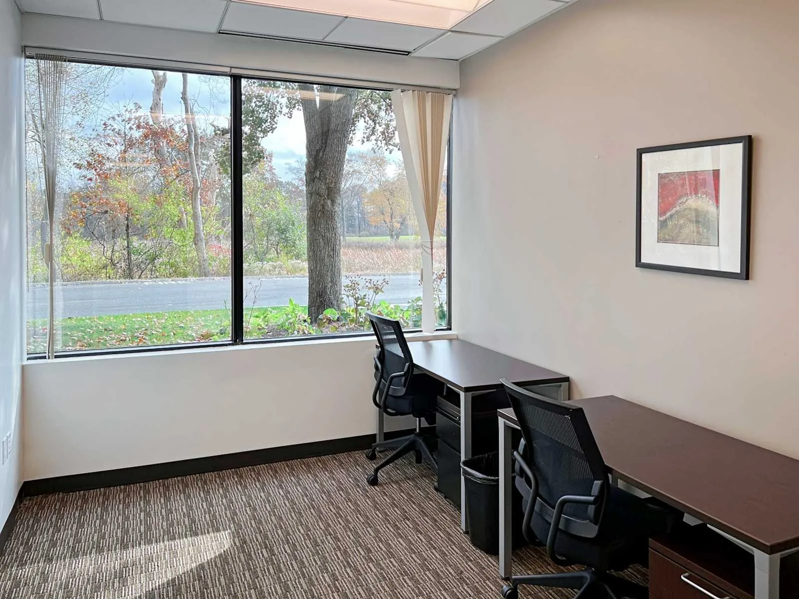 Regus MA, Wakefield – Edgewater Place, Private office, 2 desks, Wakefield, MA