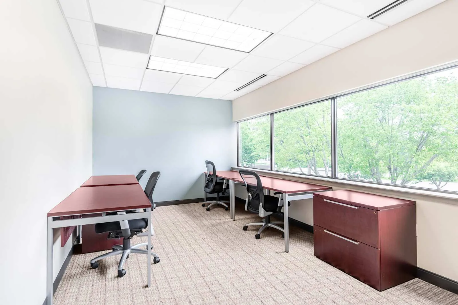 Regus MA, Waltham – Waltham Centre, Private office, 4 desks, Waltham, MA