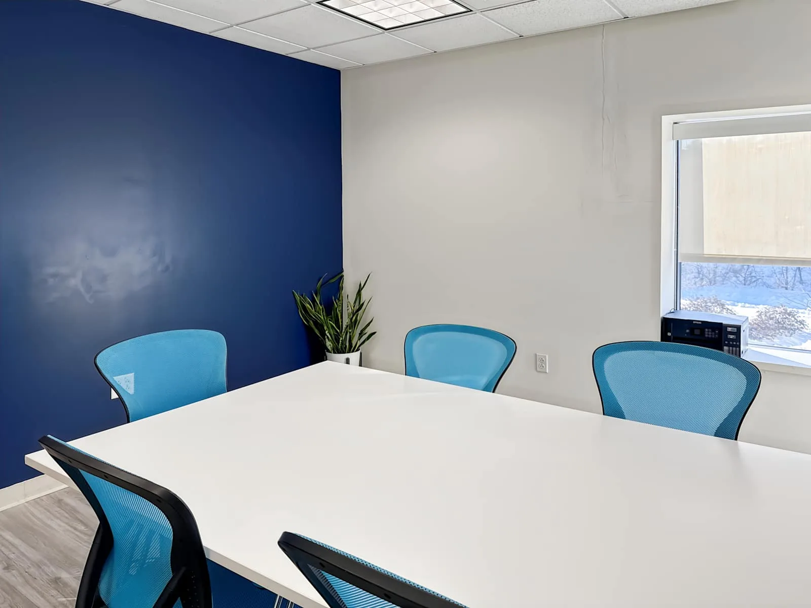 Regus MA, Westwood - University Ave, Meeting room for 5 people, Westwood, MA
