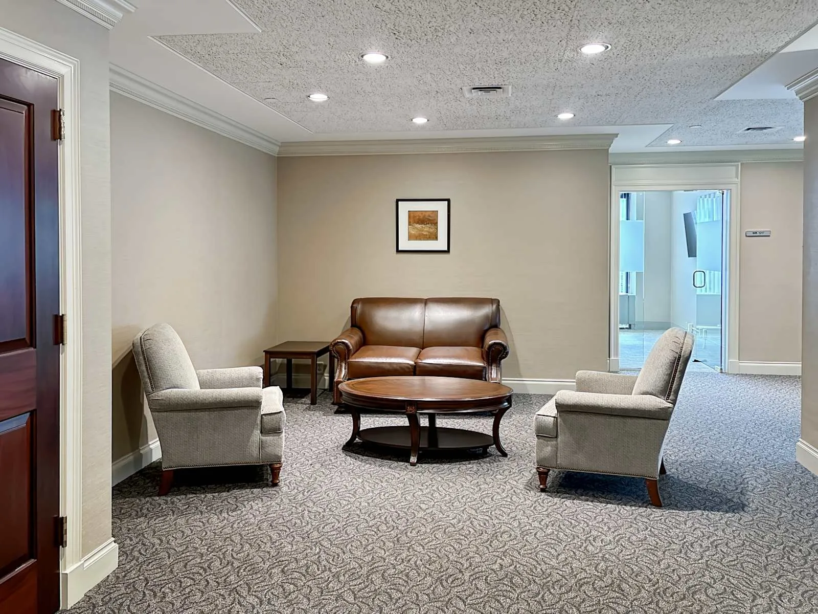 Regus MA, Worcester - 370 Main Street, Lounge, Worcester, MA