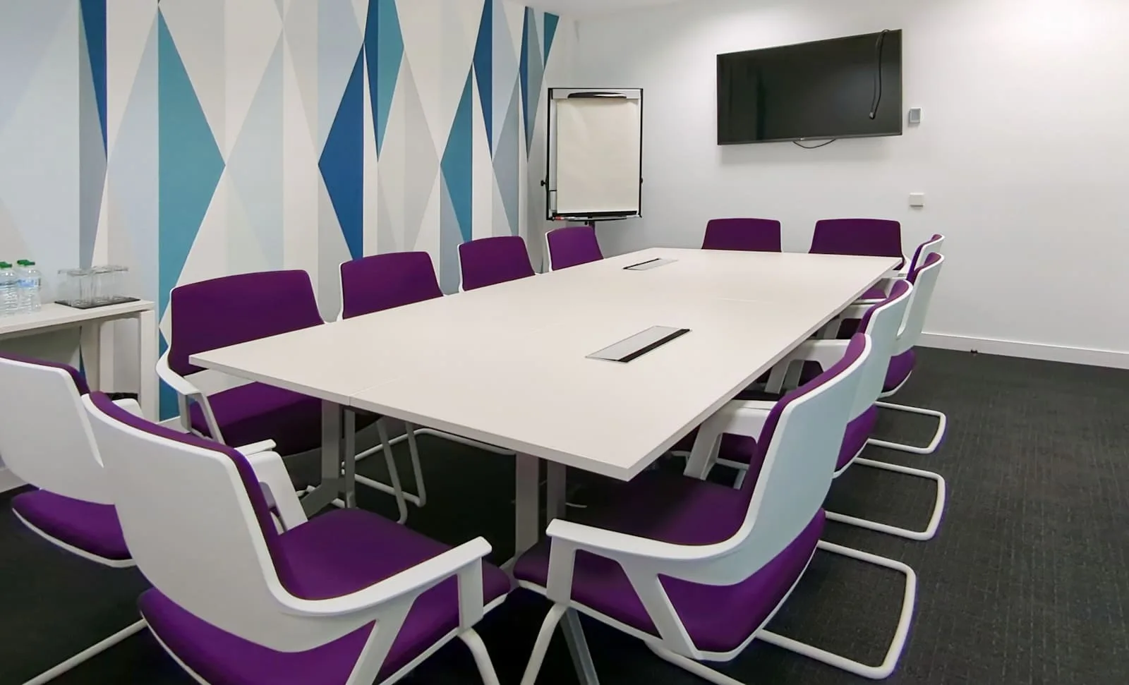 Regus MADRID, Avenida America, Salle de réunion 12 personnes, Madrid