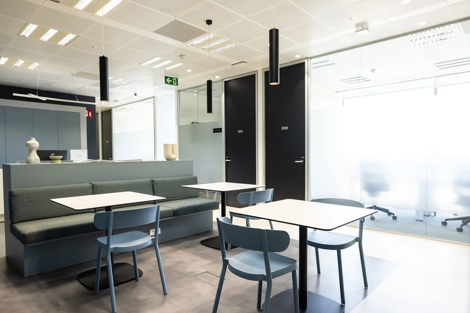 Regus Madrid, Barajas, Cafeteria, Coslada