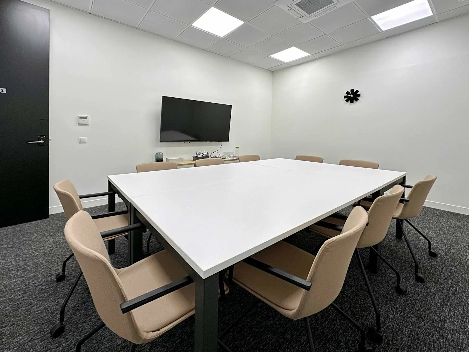 Regus Madrid, LasTablas, Meeting room for 10 people, Alcobendas
