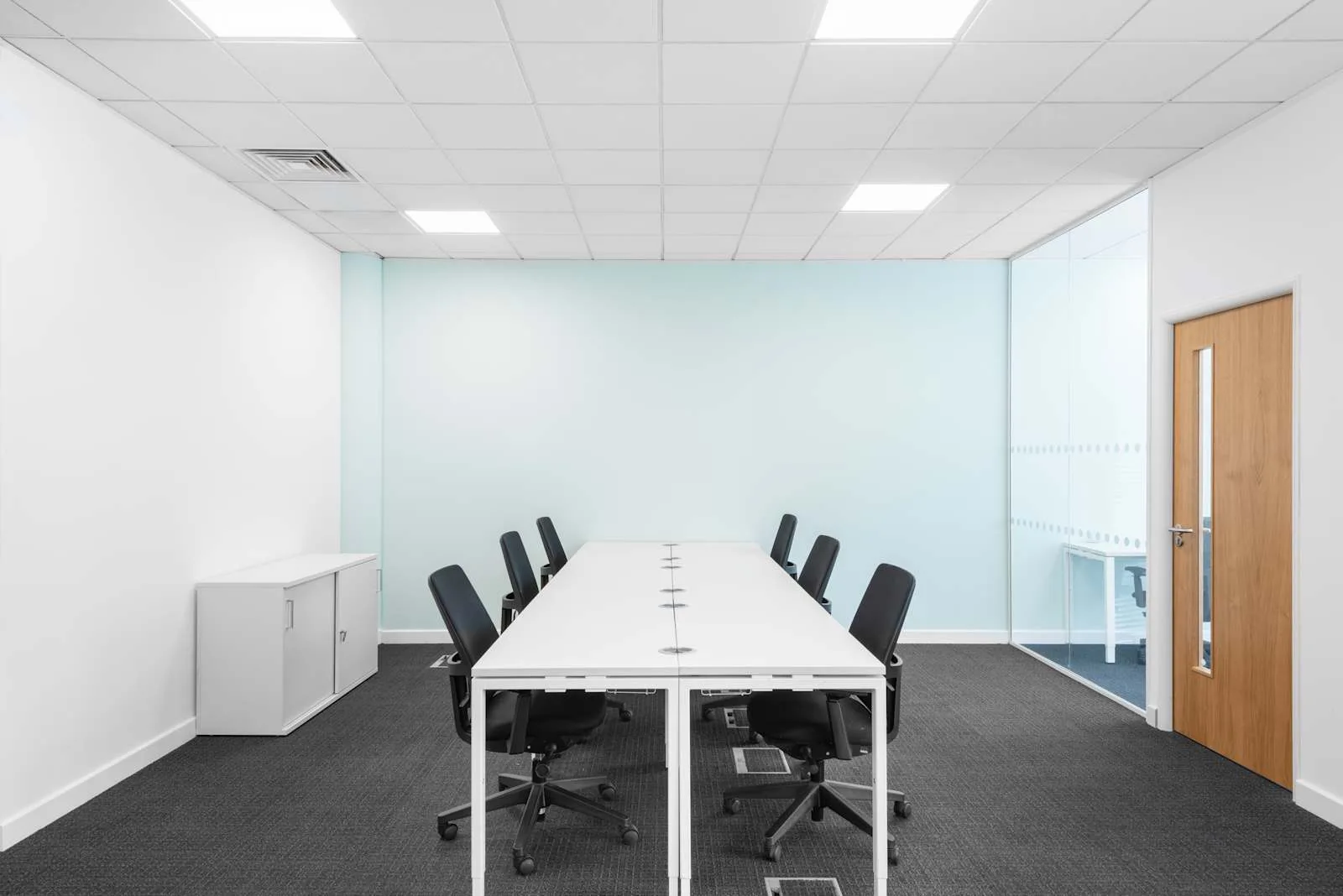 Regus MANCHESTER, Airport, Salle de réunion 8 personnes, Cheadle