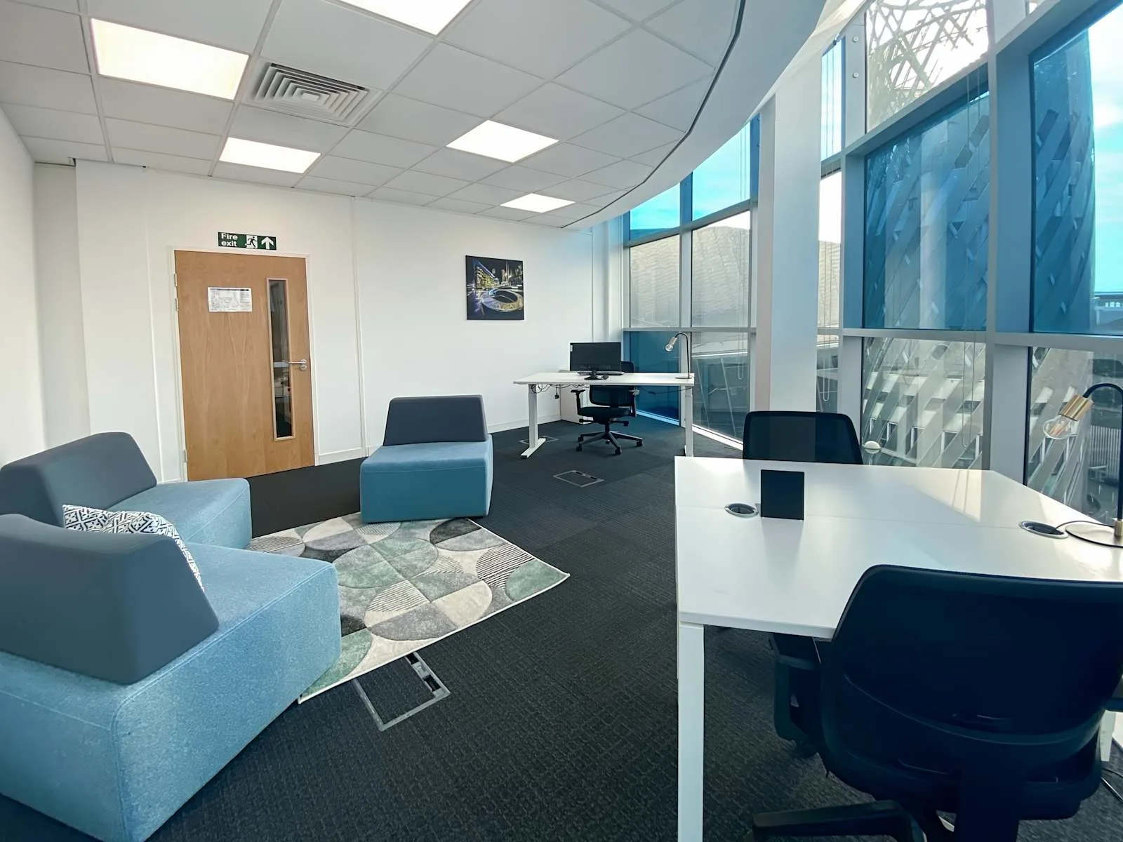 Regus MANCHESTER, Digital World Centre, Bureau privatif 3 postes, Manchester