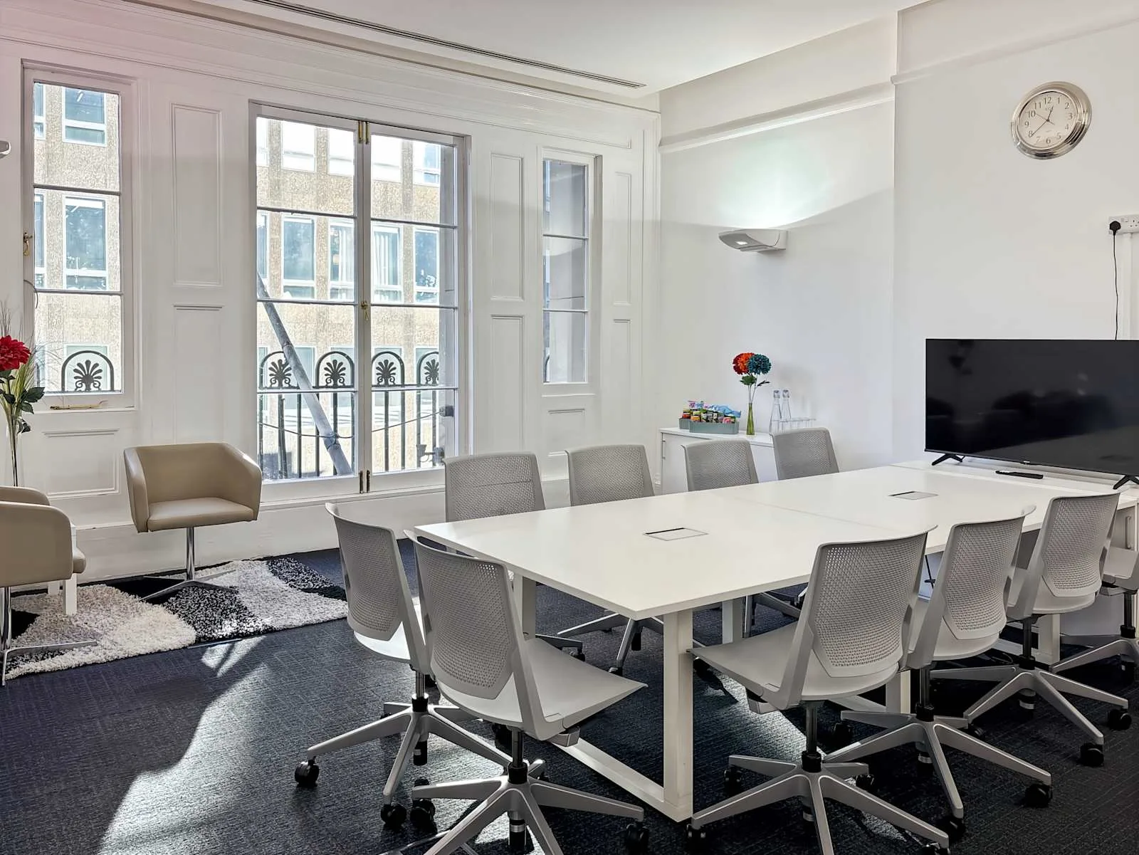 Regus MANCHESTER, King Street, Meeting room for 10 people, Manchester