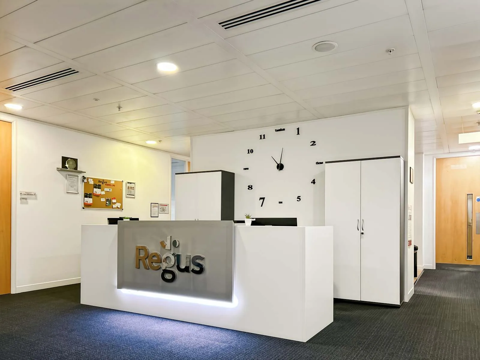 Regus MANCHESTER, Spinningfields, Reception, Manchester