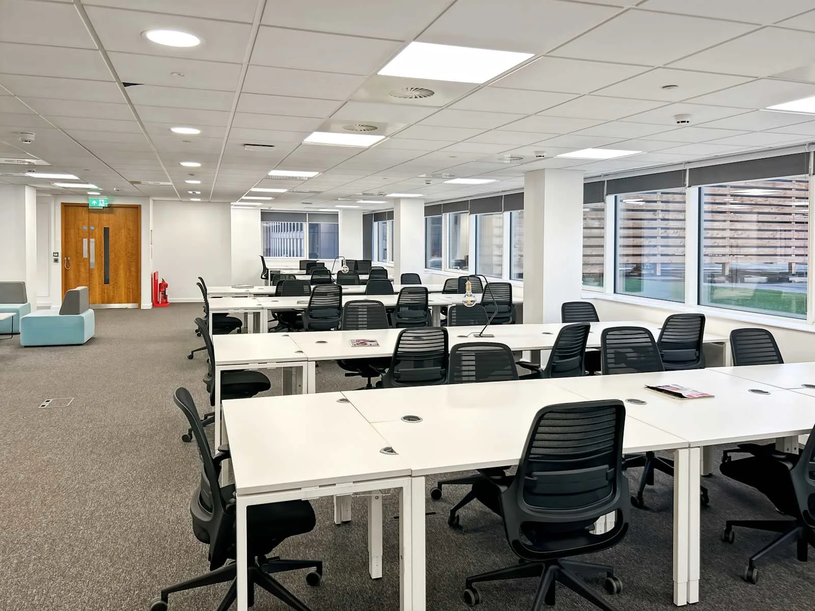Regus Manchester, St James Tower, Open-plan office, Manchester