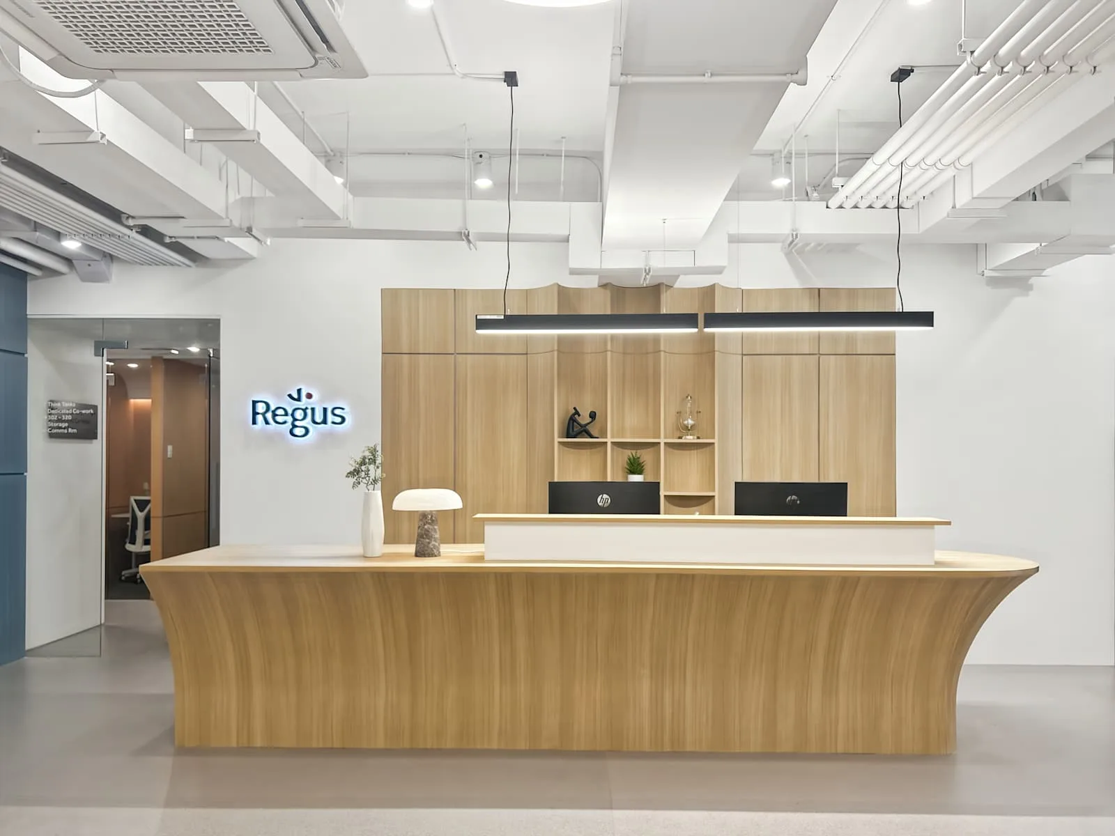 Regus Mandaluyong, AMA Tower, Reception, Mandaluyong