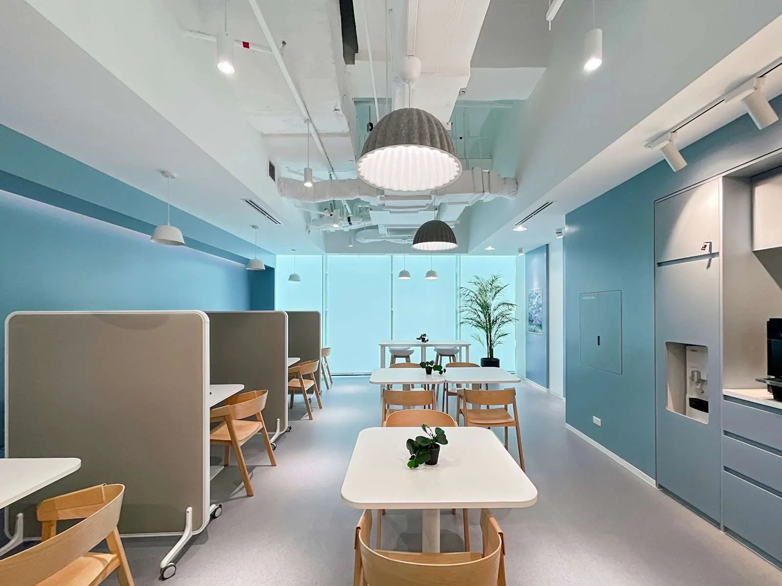 Regus Manila, Adriatico Square, Cafeteria, Manila