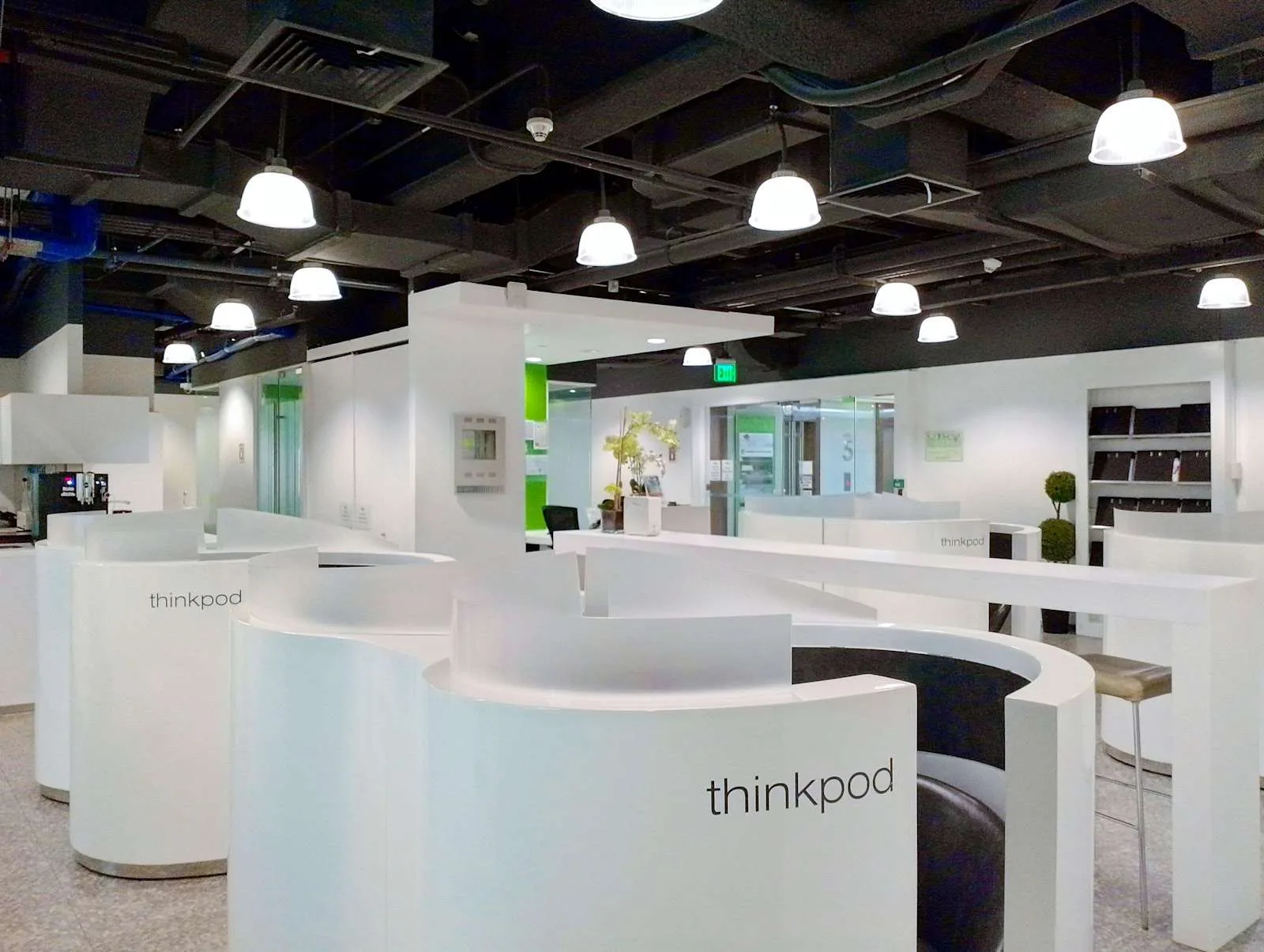 Regus MANILA, Gateway Tower - Quezon City、电话亭、奎松市