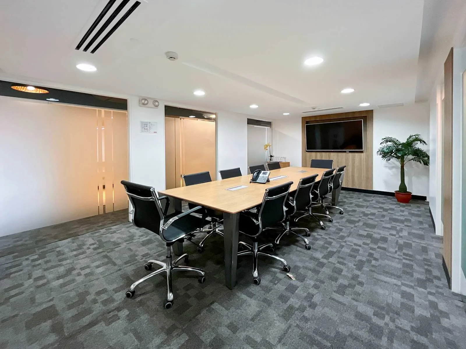 Regus MANILA, Marco Polo - Pasig City, Meeting room for 10 people, Pasig