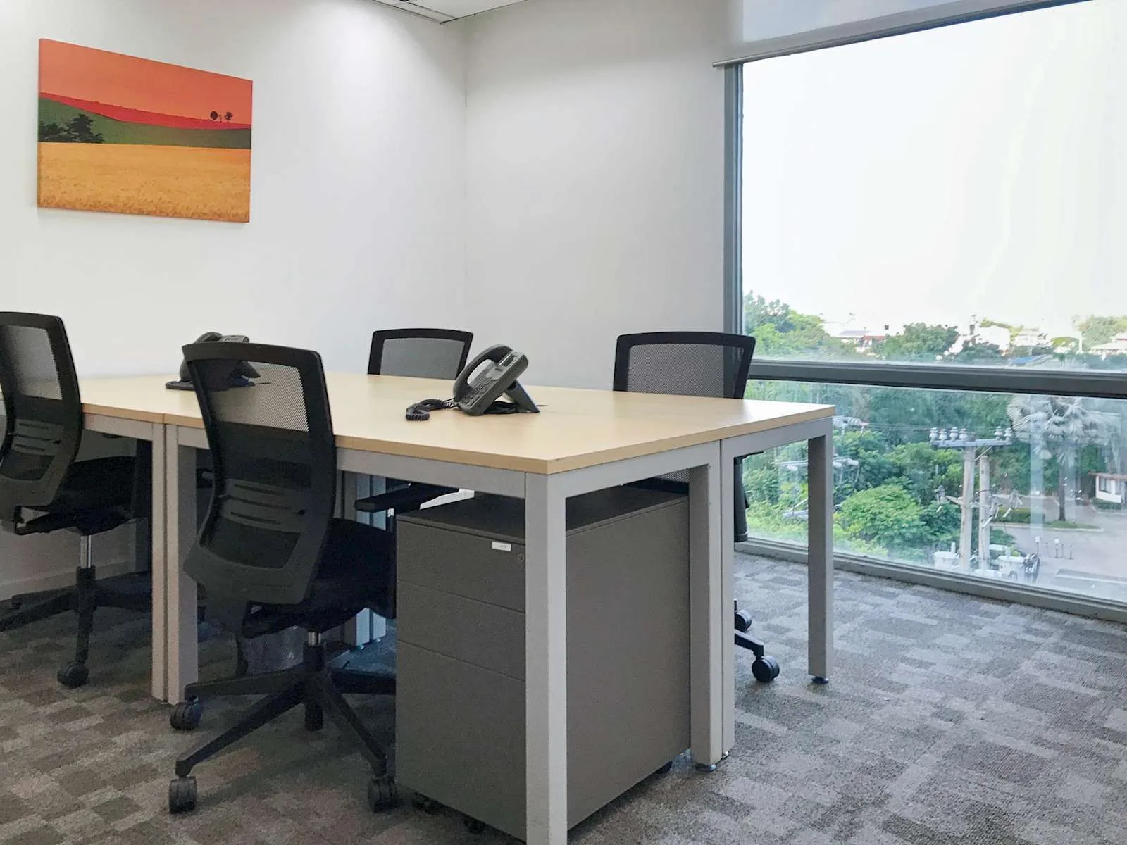Regus MANILA, Mckinley Town Center - Taguig City, Private office, 4 desks, Taguig