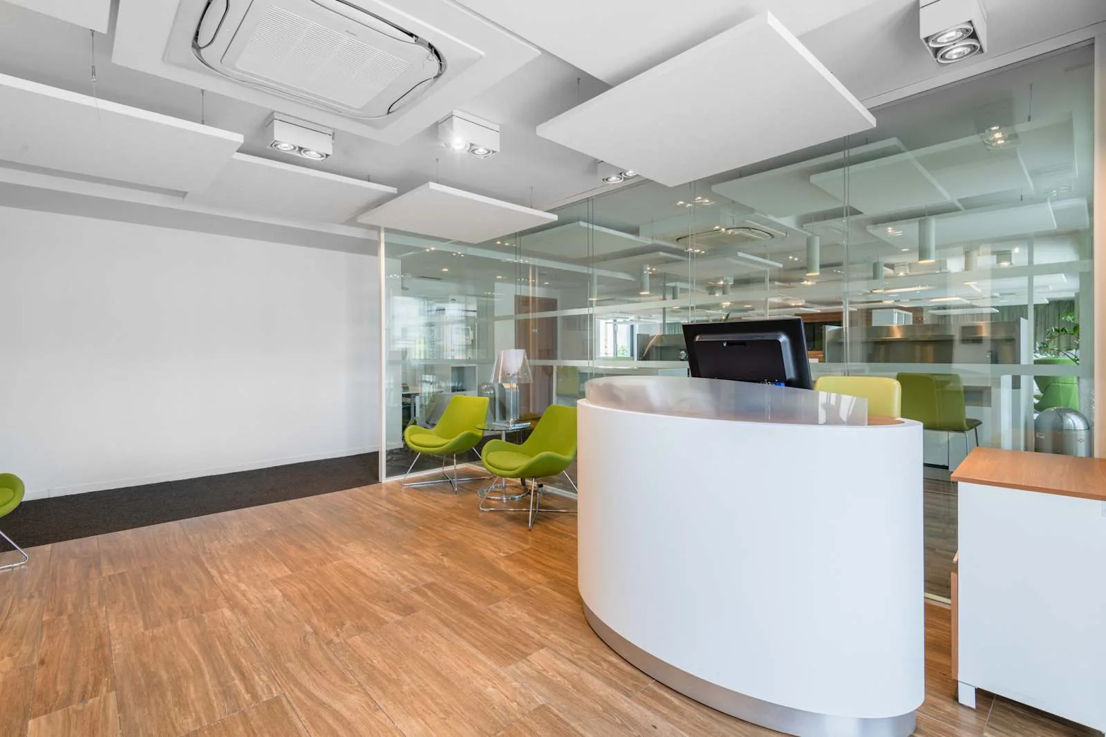 Regus LE MANS,Gare SNCF, Regus Express, Empfang, Le Mans