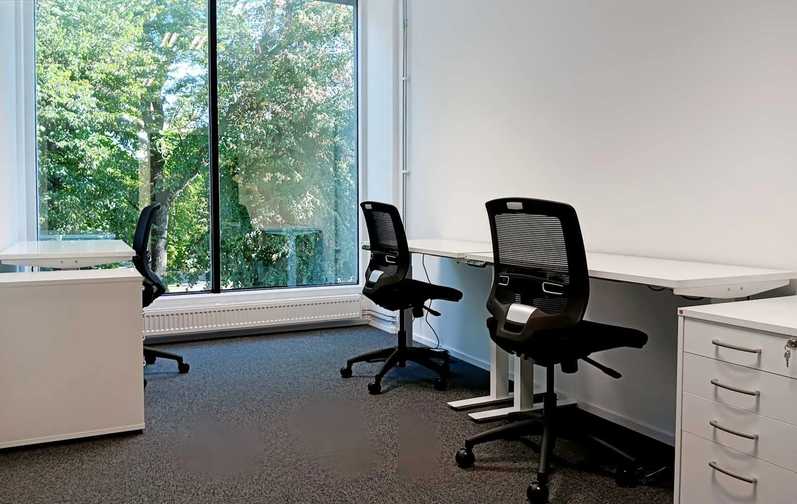 Regus Mariestad, Knallenhuset, Privat kontor med 3 arbetsplatser, Mariestad