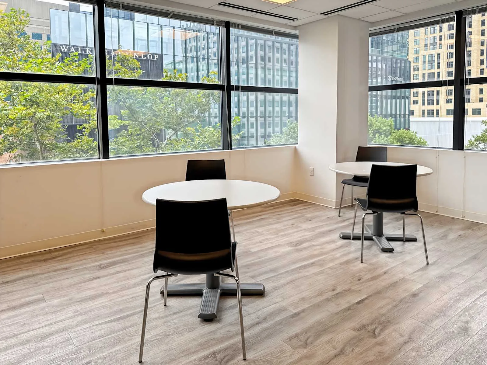 Regus MD, Bethesda - Wisconsin Ave, Coworking space, Bethesda, MD