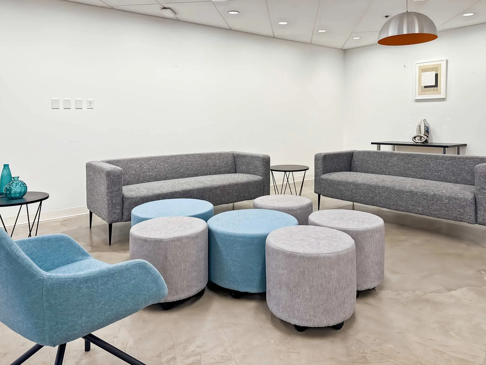 Regus MD, Bethesda - Wisconsin Ave, Lounge, Bethesda, MD