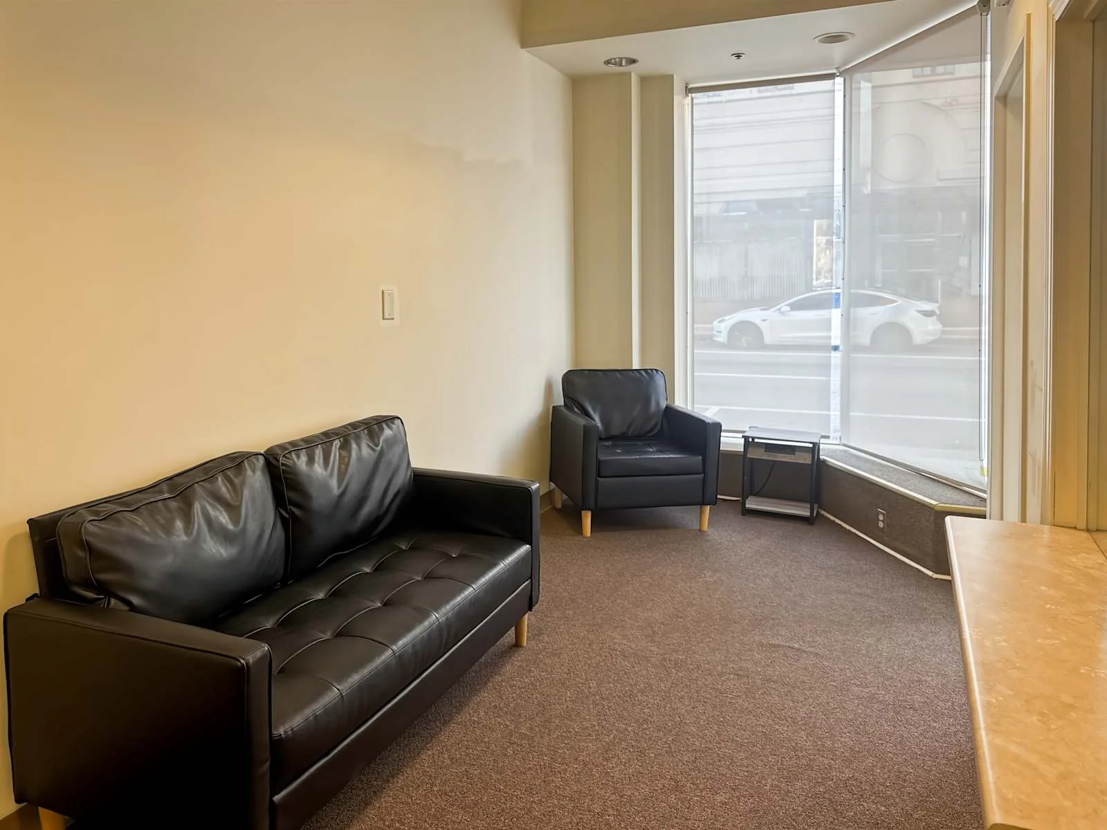 Regus MD, Hagerstown - W Washington St, Lounge, Hagerstown, MD