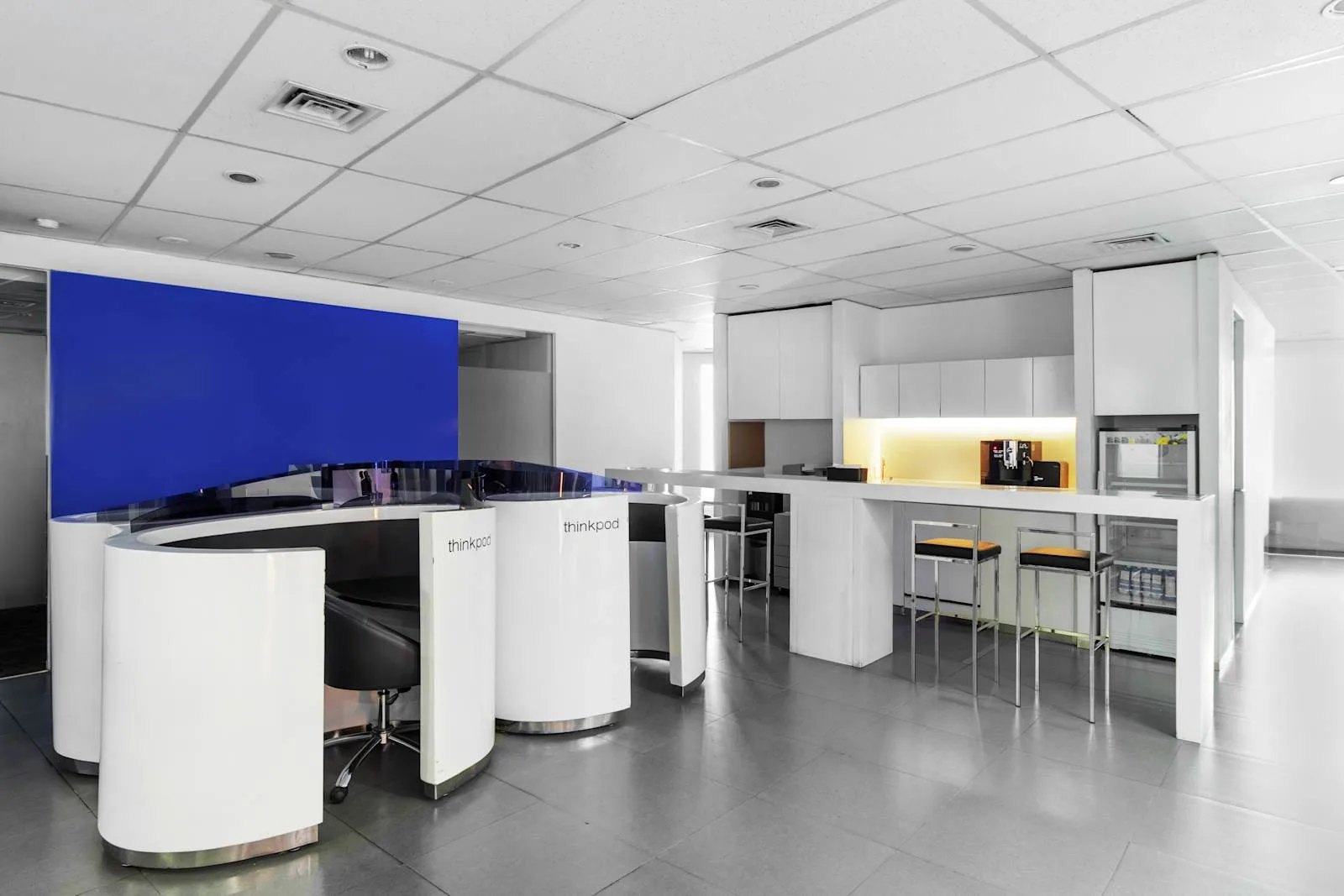 Regus MEDAN, Forum Nine, Kitchen, Medan