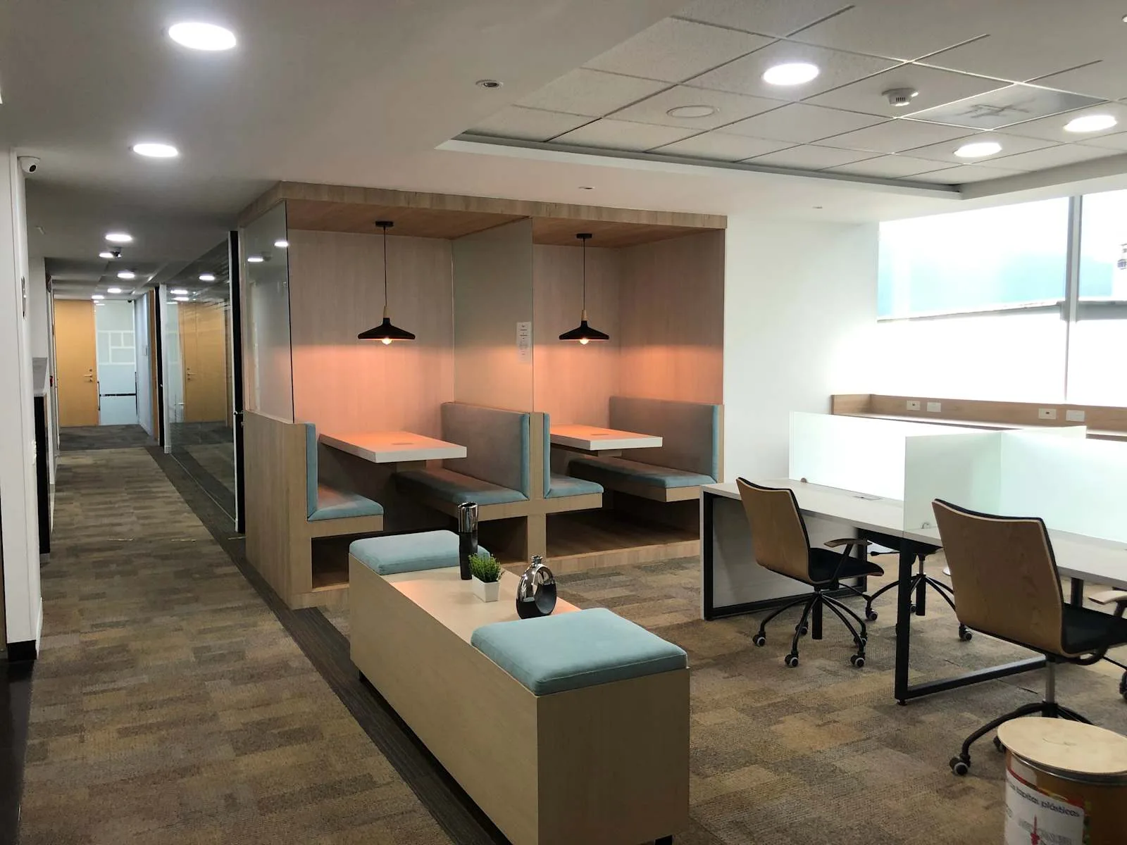 Regus MEDELLIN, San Fernando Plaza, Coworking space, Medellín