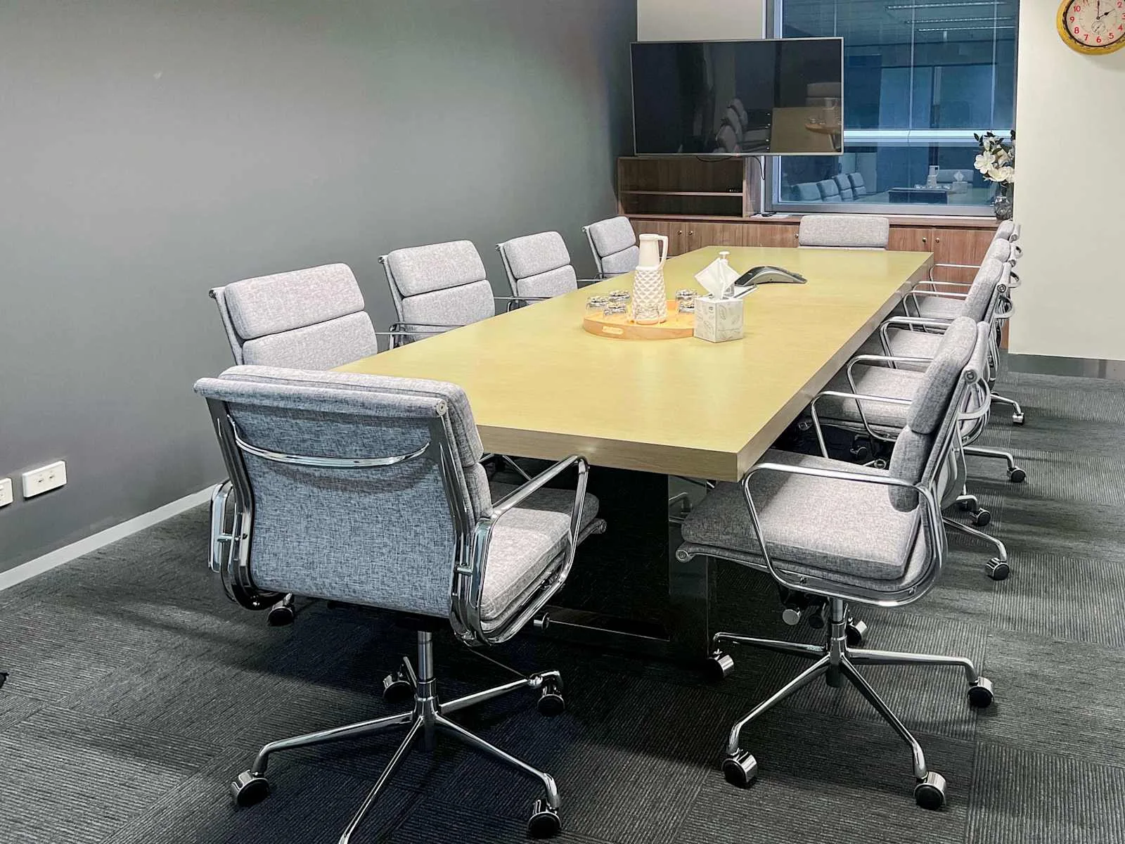 Regus MELBOURNE, 90 Collins Street, Meeting room for 11 people, Melbourne, VIC