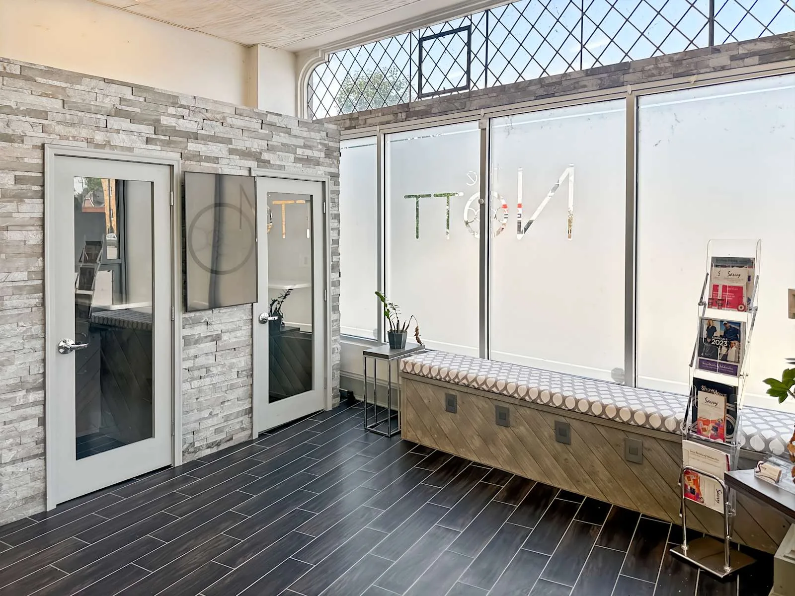 Regus MI, Grosse Pointe Park - Mack Ave, Reception, Grosse Point Park, MI