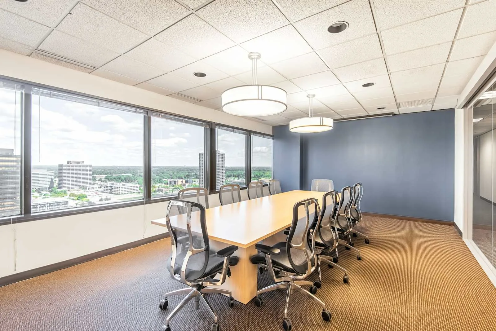 Regus MI, Southfield - Southfield Town Center, Meeting room for 10 people, Southfield, MI