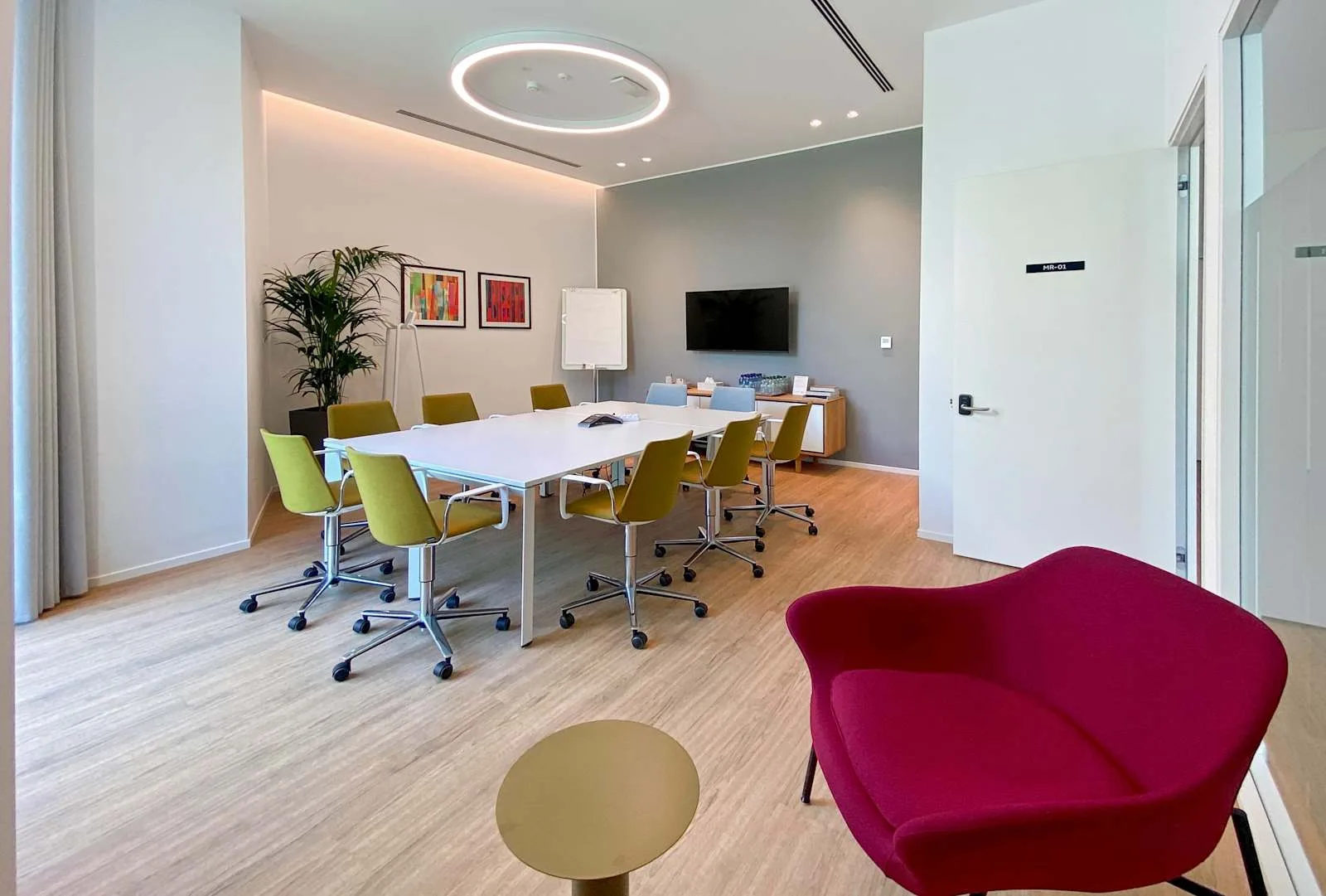 Regus Milan, Arco Della Pace, Meeting room for 10 people, Milan